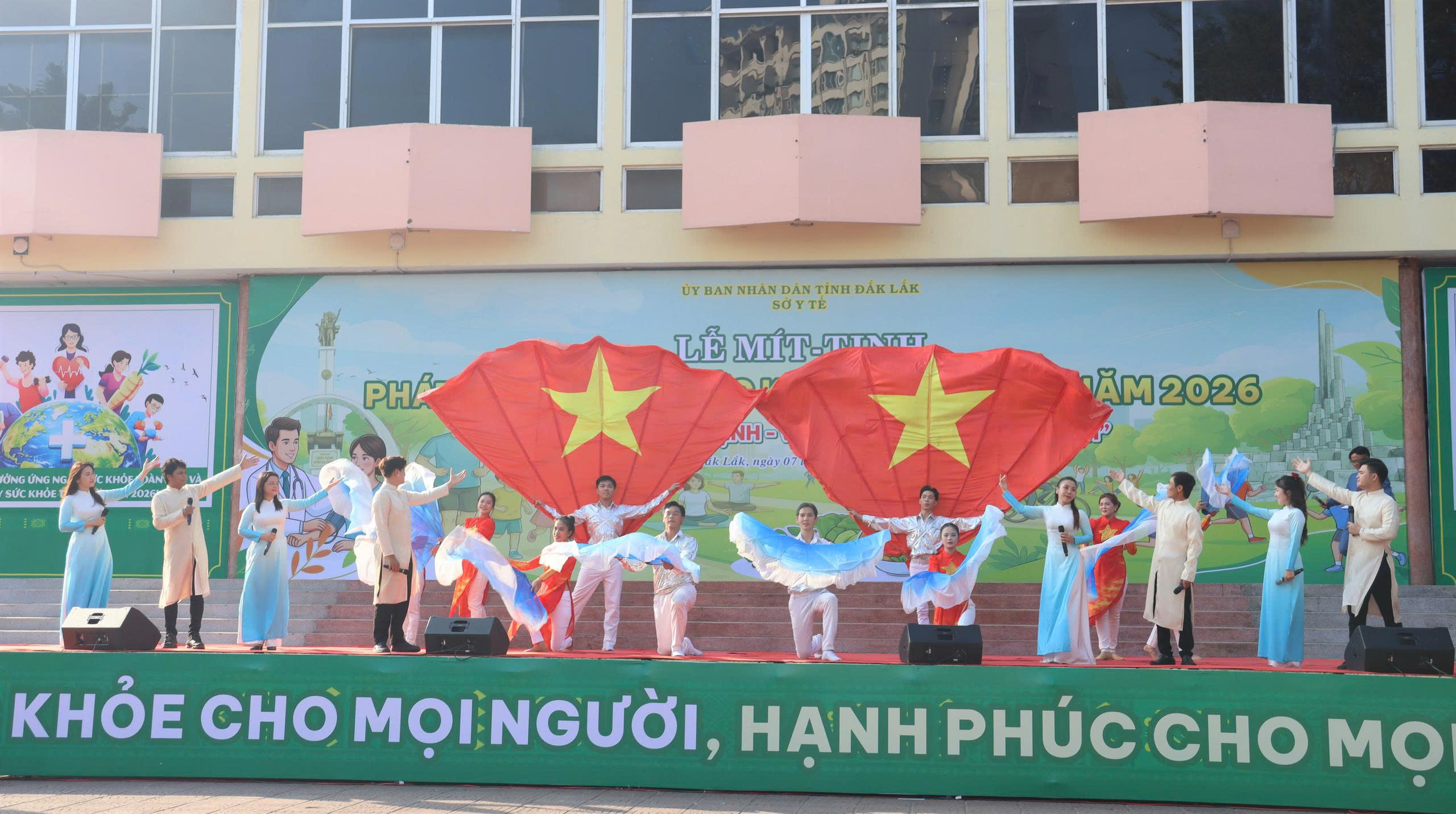 Văn nghệ chào mừng Lễ mít tinh phát động Ngày Sức khỏe toàn dân năm 2026.